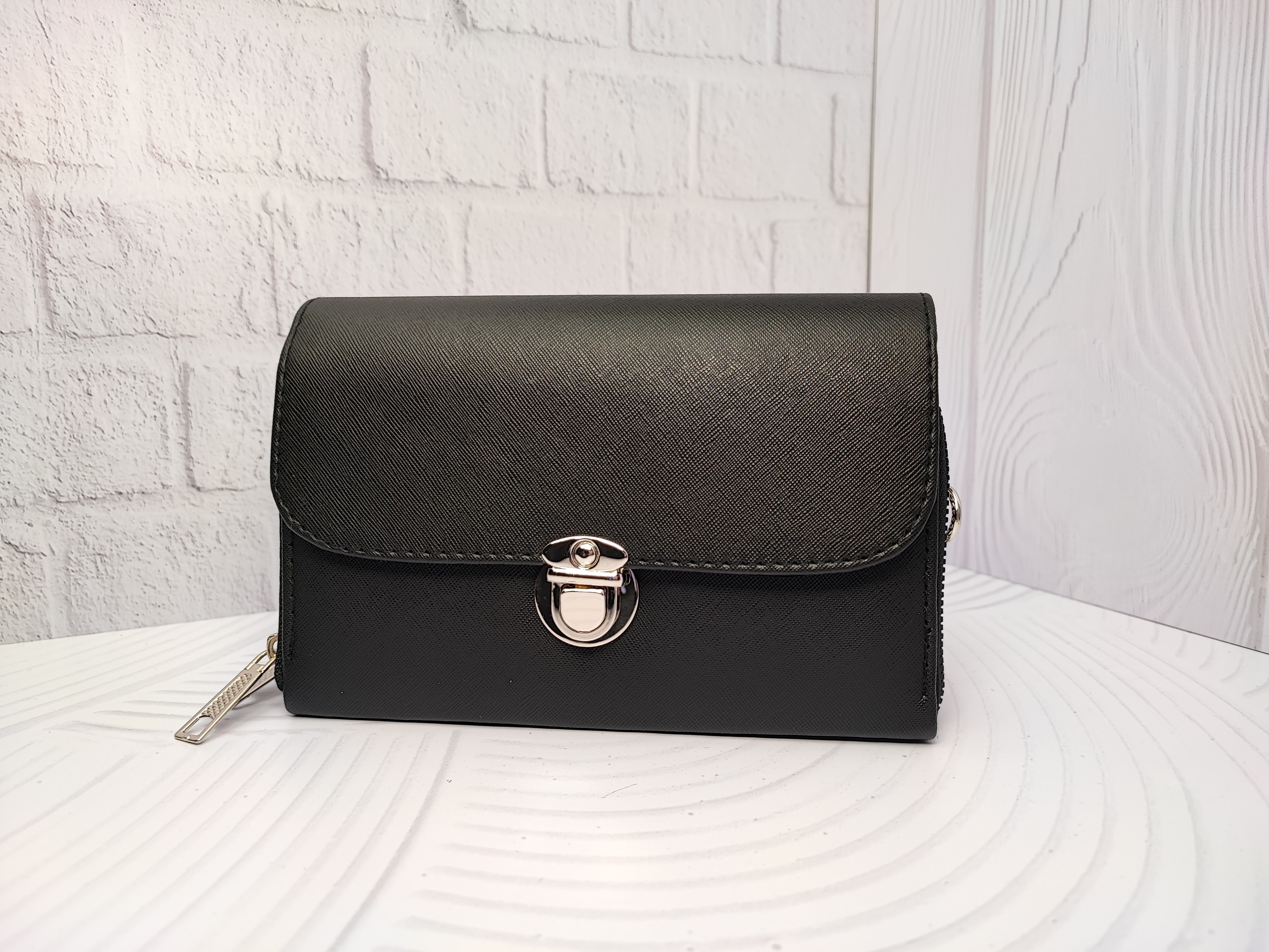 کیف قفل دار