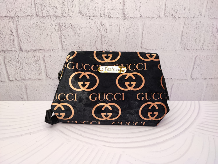 ورساچه سیاه و طلایی